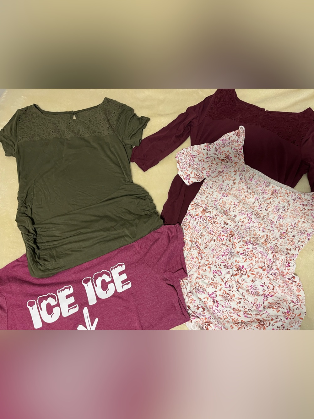 Set of 4 Women’s Maternity Tops